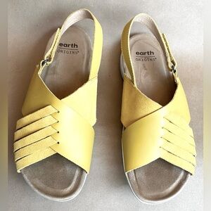 Earth Origins Susie woven sling back sandal in Yellow Earth, size 8